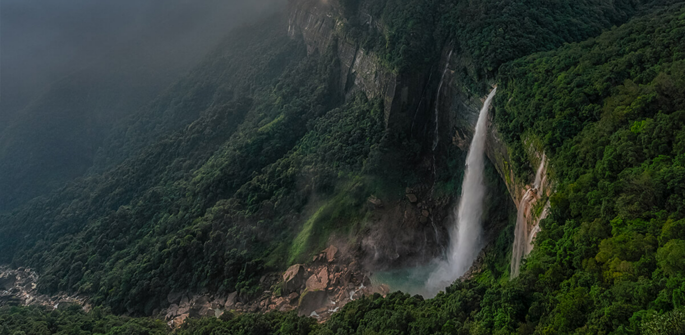 Nohkali Kai Falls